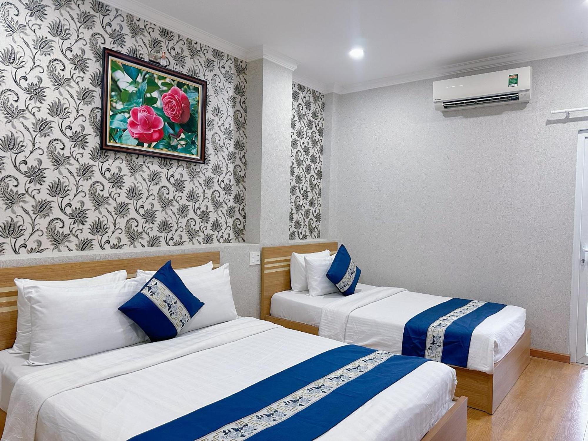 Tra My - Saigon Center Khách sạn 3*